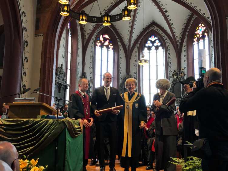 Verleihung der Ehrendoktorwürde an Prof. Robert Riener (2. v. links)